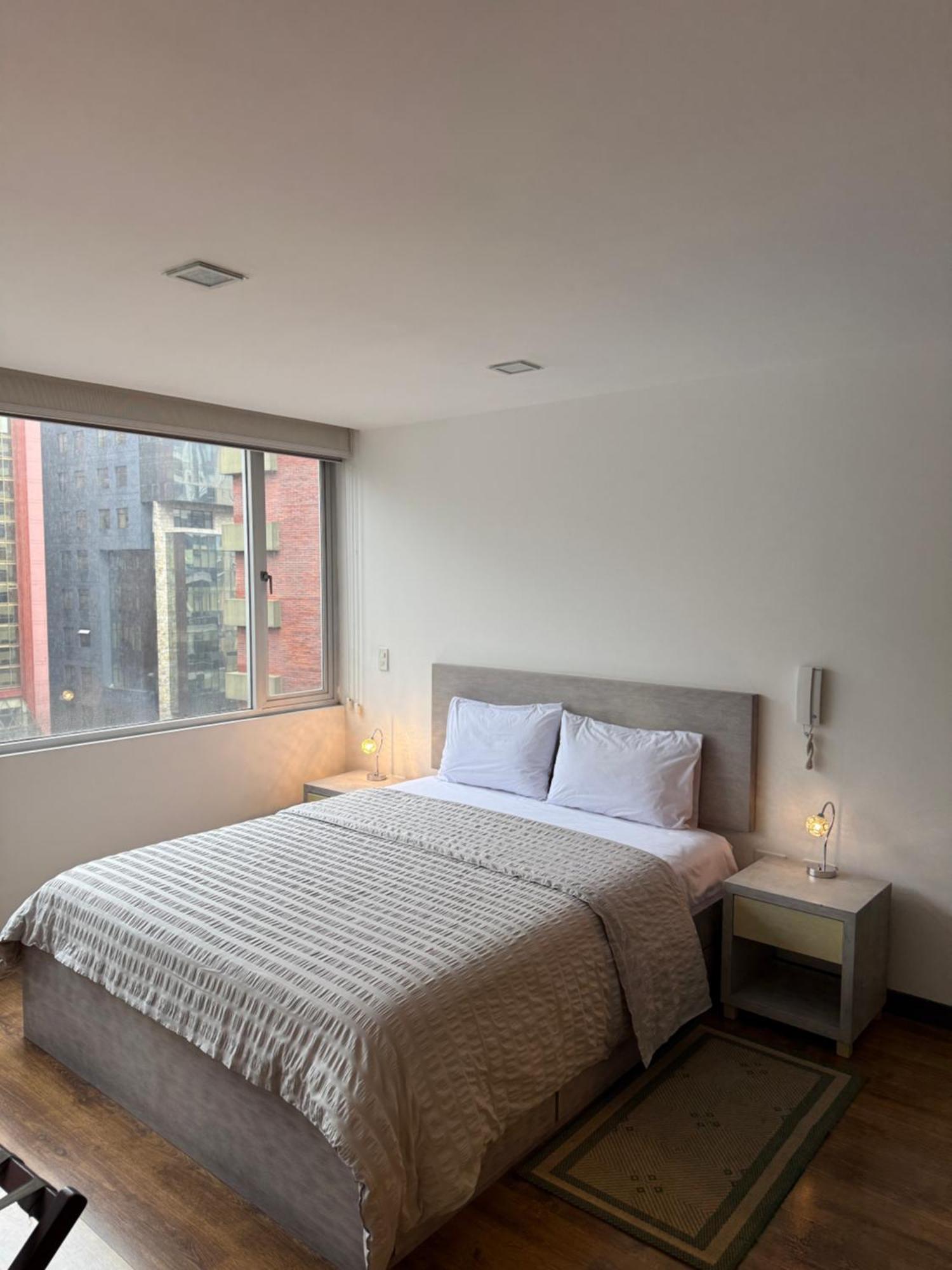 Finlandia Park Apartment Quito